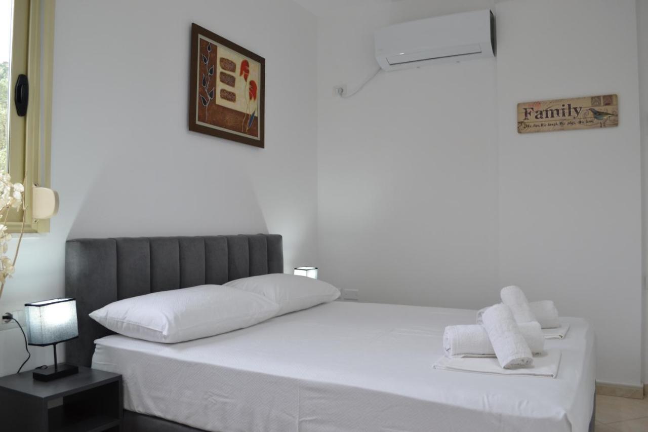 Flowers & Green 2 Bedrooms Apartment & Box Garage Vlore Exterior photo